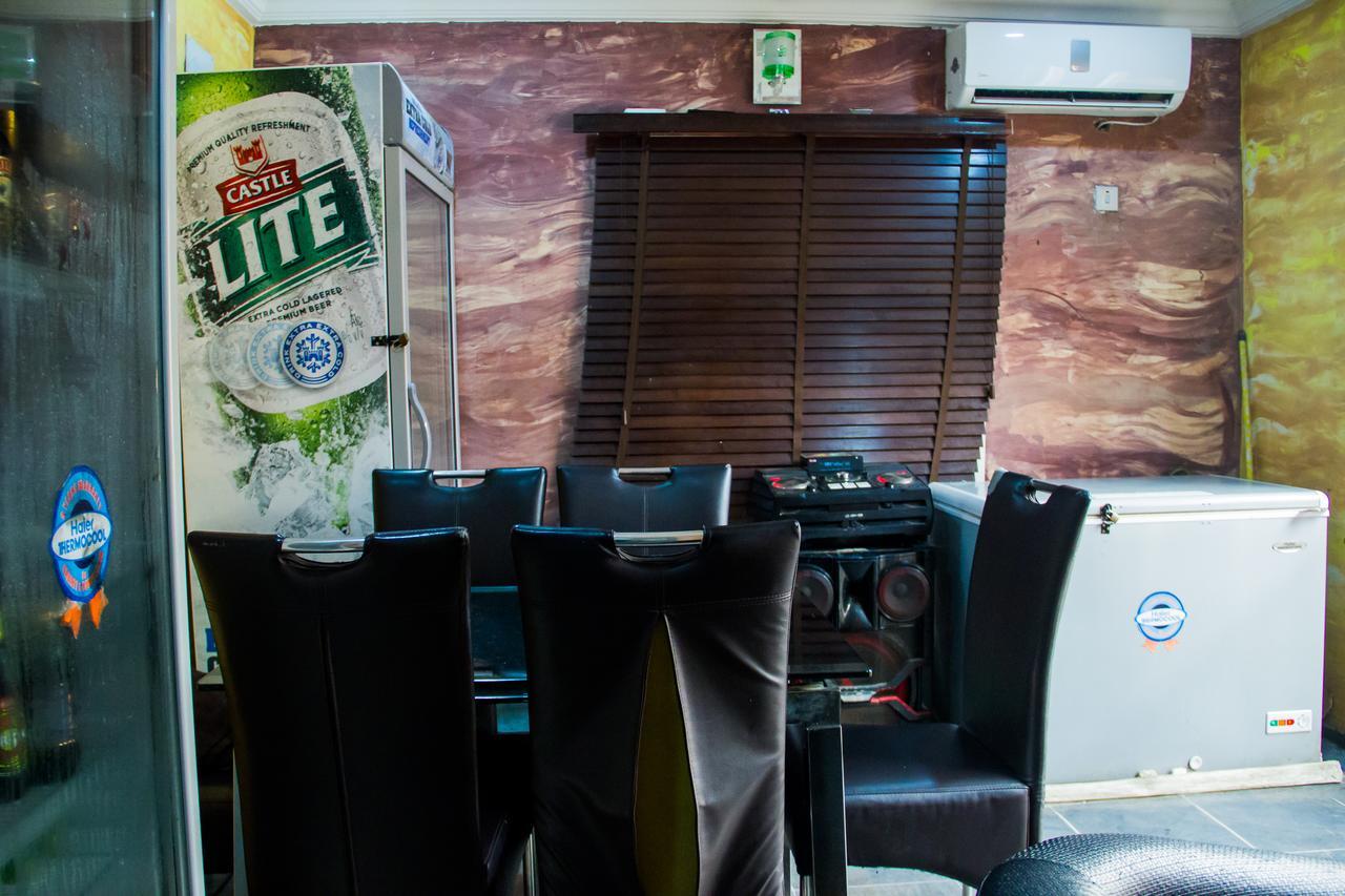 Glasshouse Hotel And Suites Egba 외부 사진